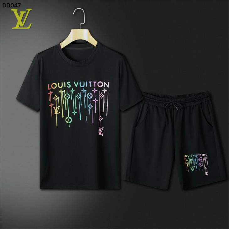 Picture of LV Shirt Pant Suits _SKULVM-4XL12yn13923424